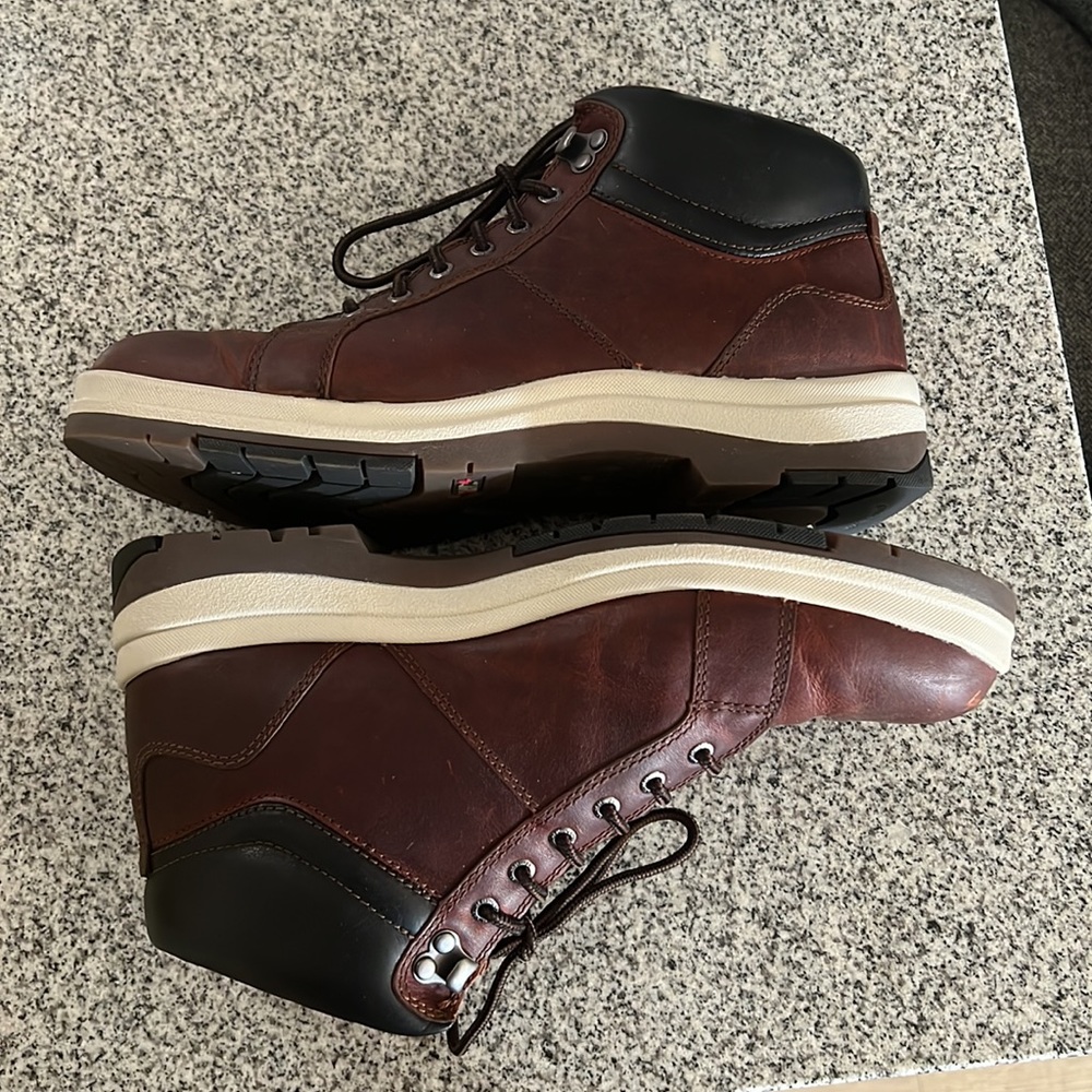 Johnston&Murphy shoes, brown in color. - Picture 4 of 4